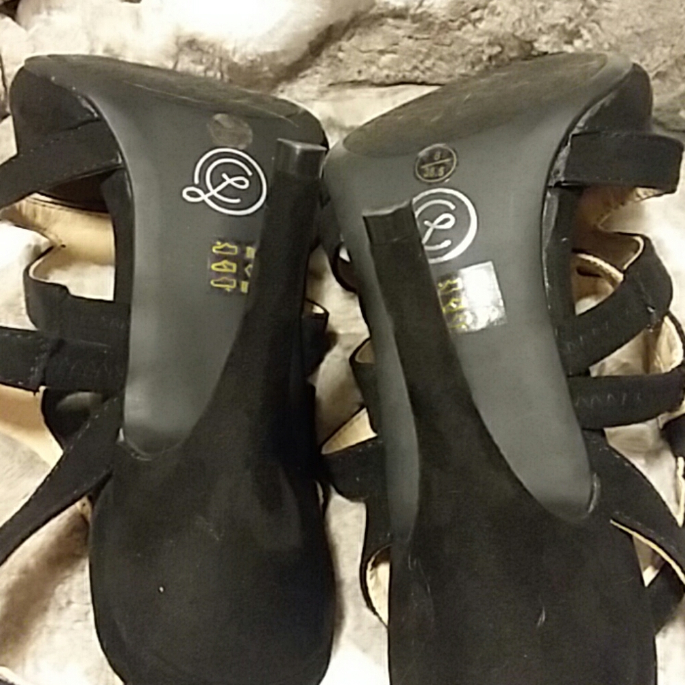 2/$10 Fancy strappy heels - Picture 5 of 8